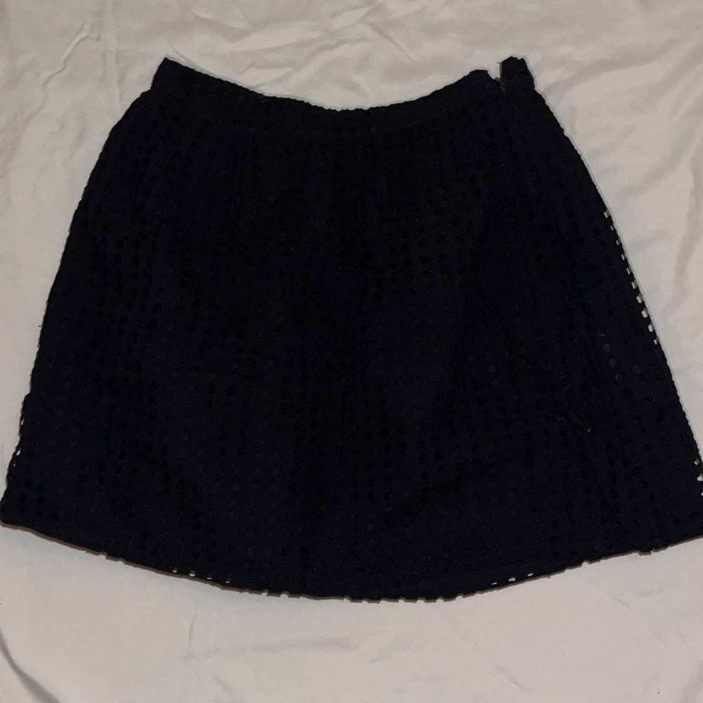 Cute black skirt. Great condition.